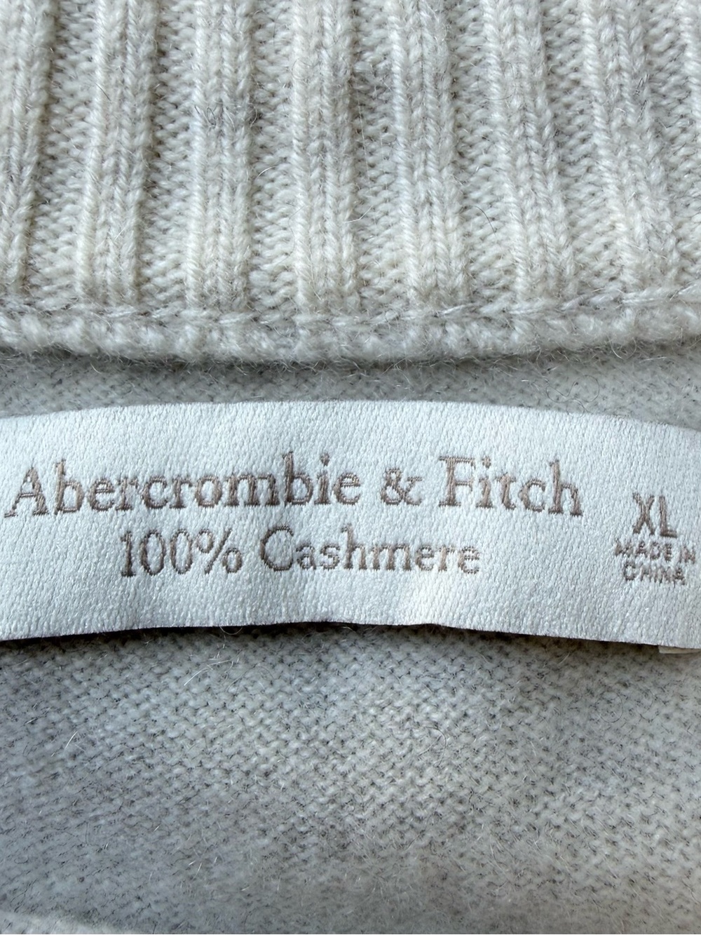 Abercrombie & Fitch 100% Cashmere Sweater Women’s XL Ivory relaxed boxy Hi Low - Picture 4 of 8